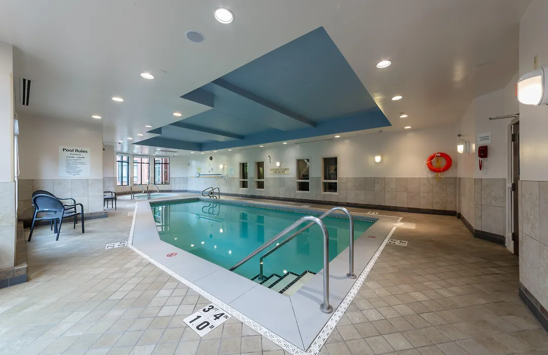 Holiday Inn Express & Suites Riverport Richmond By Ihg-1